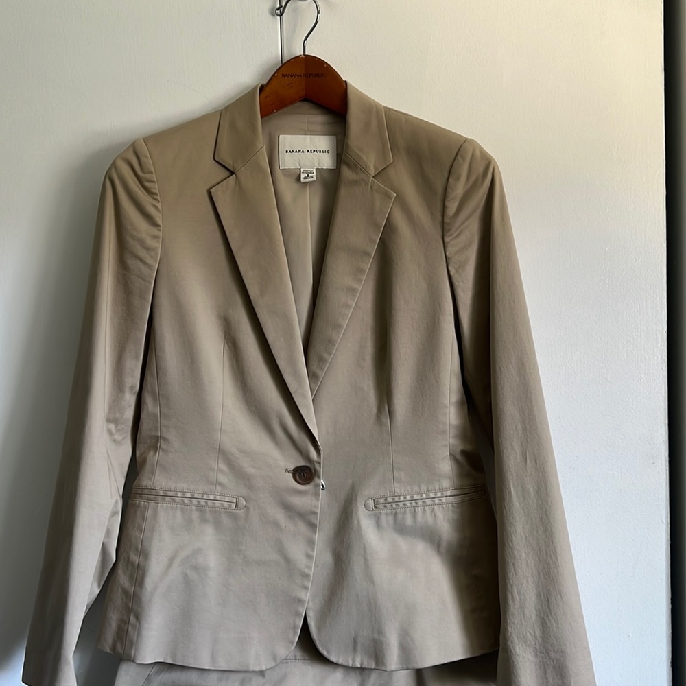 Banana Republic two piece suit